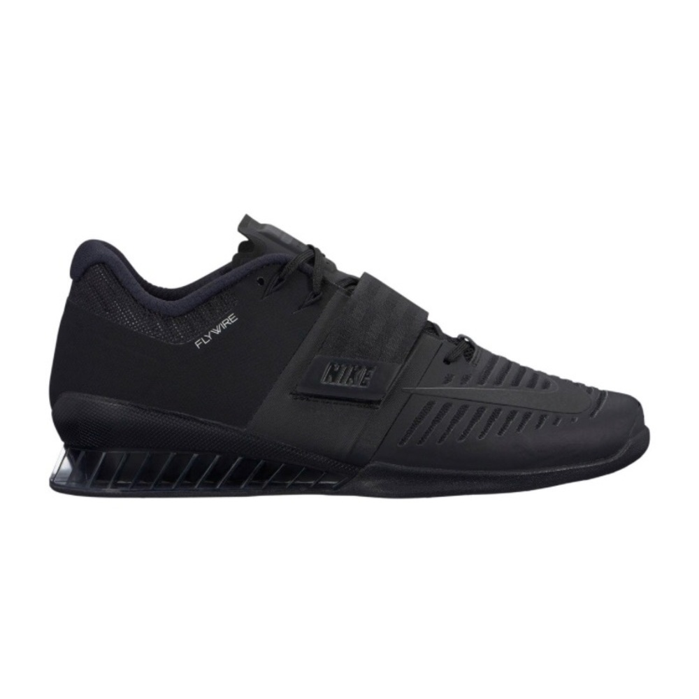 Nike romaleos 3 - women size7.5 - men 5.5